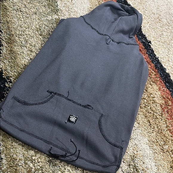 Cozy Dog Gray Dog Hoodie w/white furry trim NWOT cinch draw waist XL - Picture 1 of 8